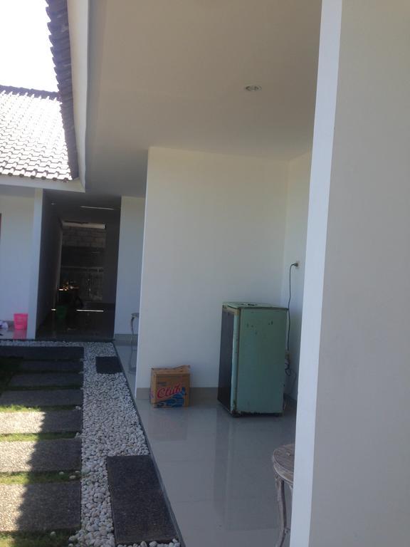 Pererenan Nengah Guest House Canggu Exteriör bild